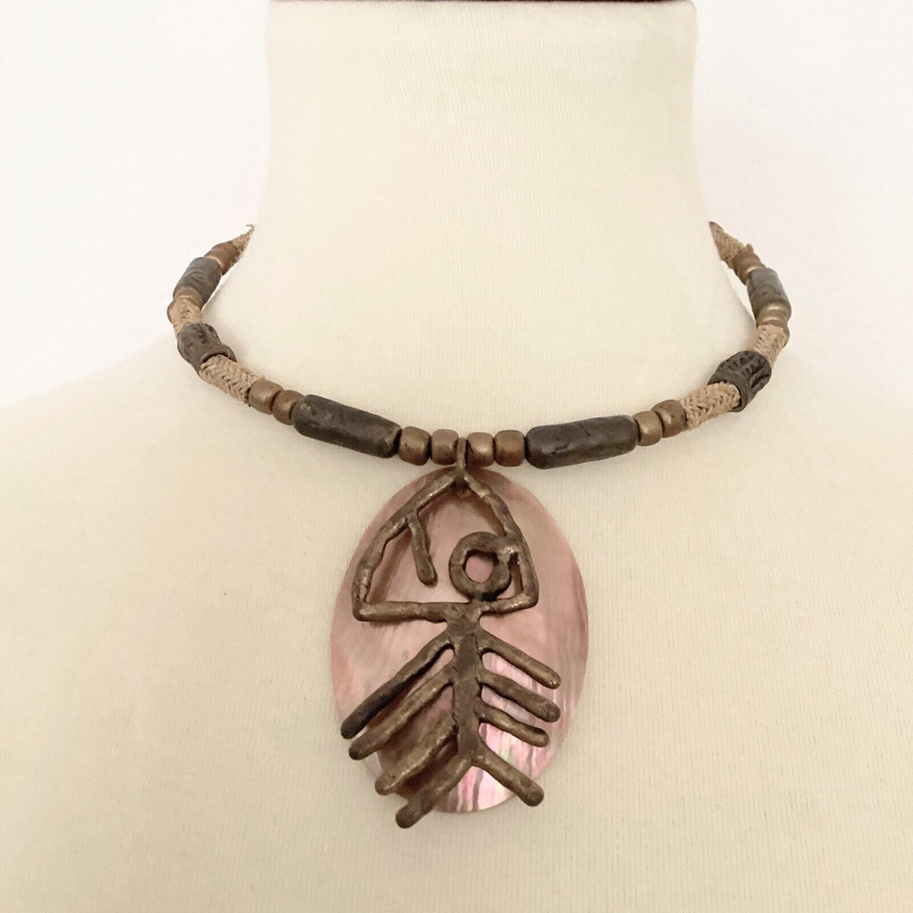 Boho Choker Necklace Primitive Fish Abalone Shell Various Beads - Picture 2 of 5